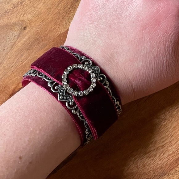 Victorian Steampunk Maroon Velvet & Metal Cuff - Picture 3 of 15